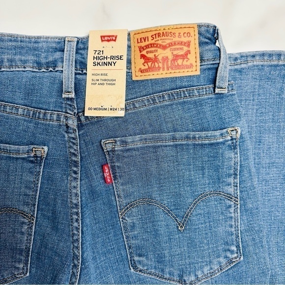 LEVI'S' 721 High Rise Skinny Women's Jean, 00 Size 24 - Picture 3 of 5